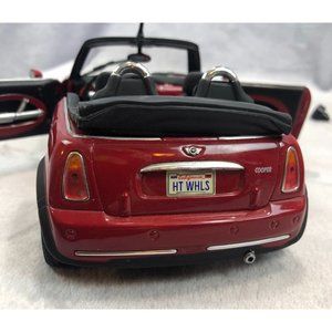 Mattel HOT WHEELS 1:18 B6048 Mini Cooper Cabrio Red Opened Box